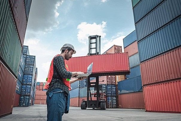 Sandra Transport - Customs Clearance